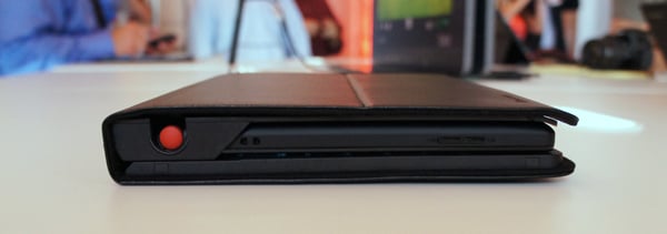 Side View, Closed - ThinkPad Tablet Keyboard Folio Case Side View, Closed - ThinkPad Tablet Keyboard Folio Case