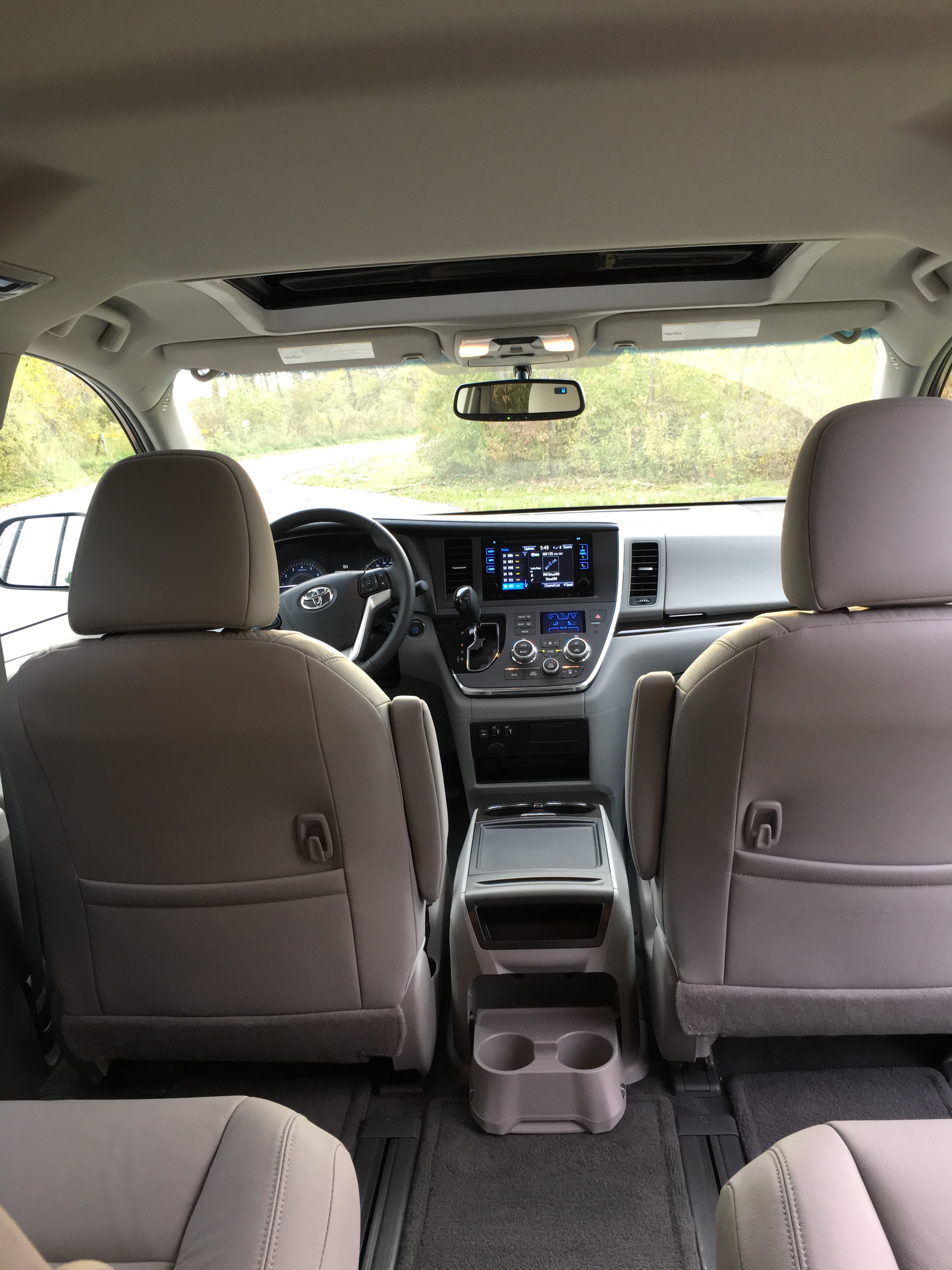 2017 Toyota Sienna Review