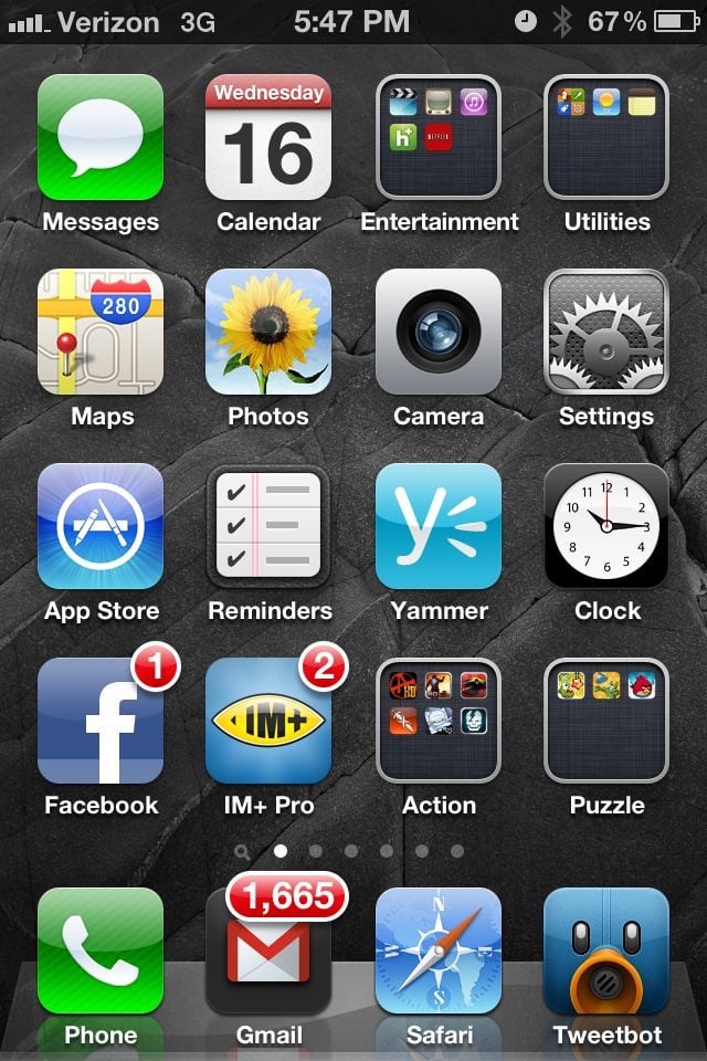5 Funny iPhone Pranks to Liven Up Thanksgiving 5 Funny iPhone Pranks to Liven Up Thanksgiving