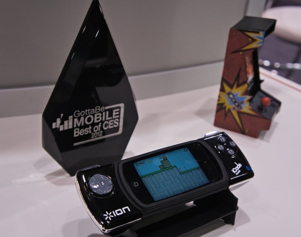 iCade Mobile iPhone gaming accessory