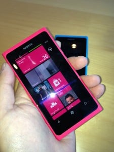 Nokia Lumia 900 vs. Nokia Lumia 800