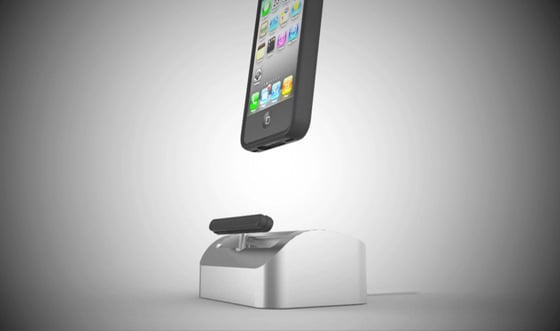 works with a case and easily releases iphone