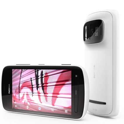 Nokia PureView 808 Available for Pre-order
