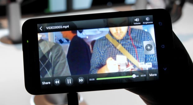 HTC EVO 4G LTE Camera
