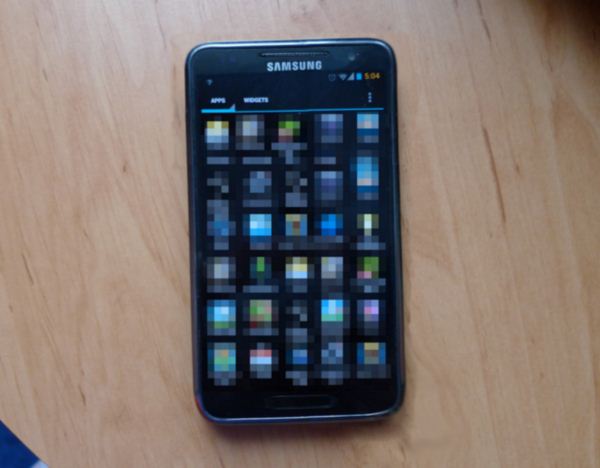 Samsung Galaxy S III Photo Surfaces