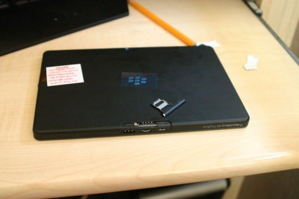 BlackBerry PlayBook 4G LTE Photos Surface