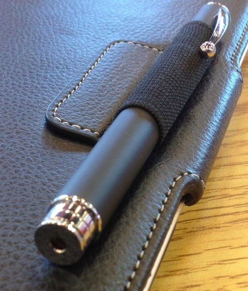 Targus Vuscape Stylus Loop in wrong place