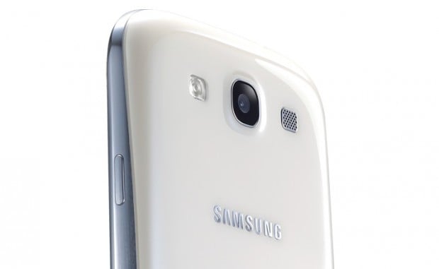 Galaxy S III removable back