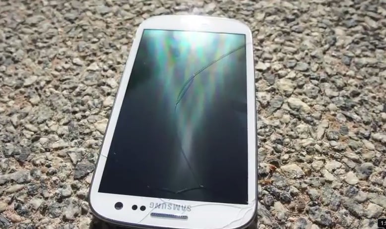 Samsung Galaxy S III vs iPhone 4S