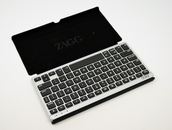 Zagg Flex Keyboard Review - Nexus 7 in case