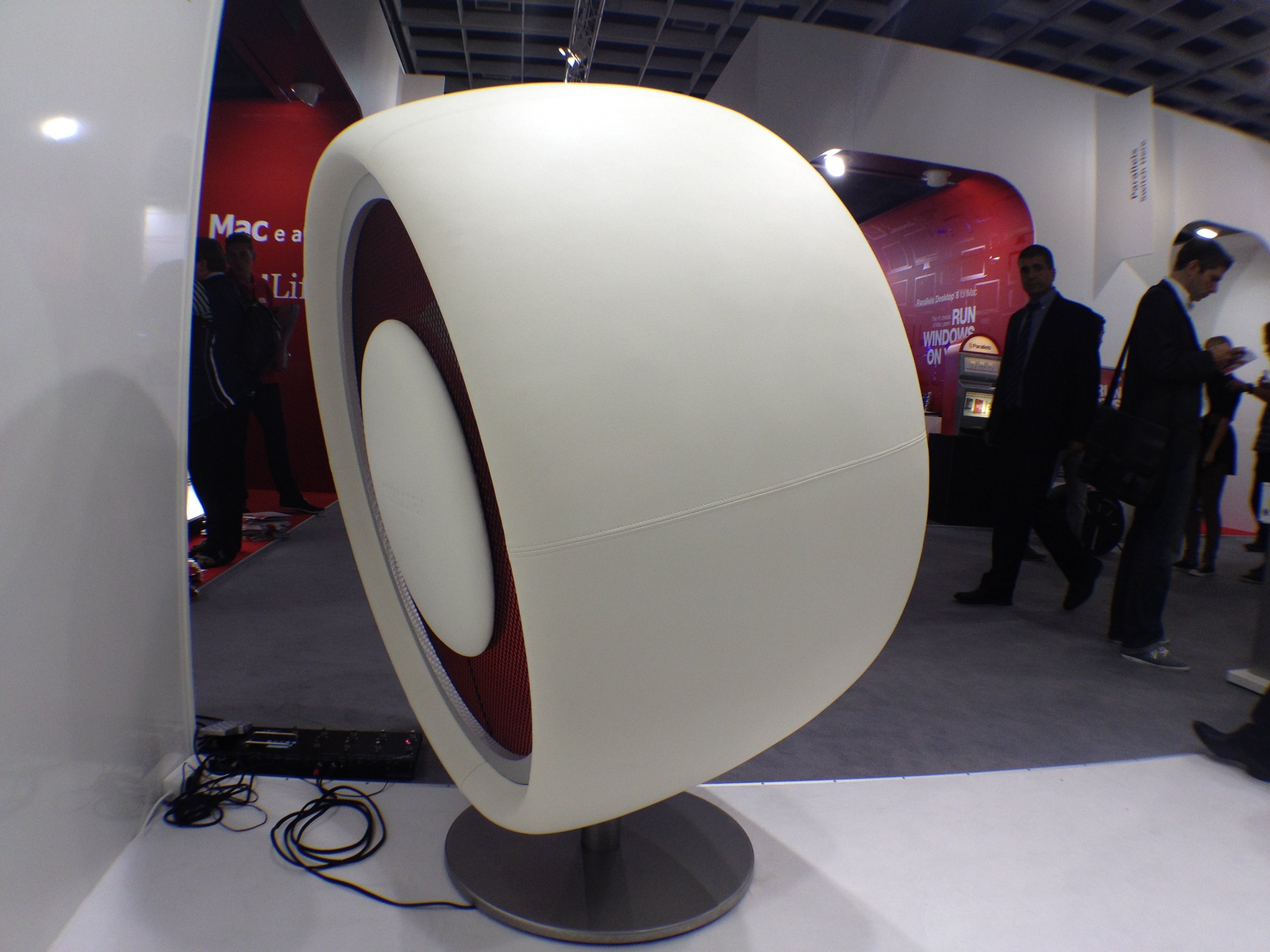 sonic-chair 1