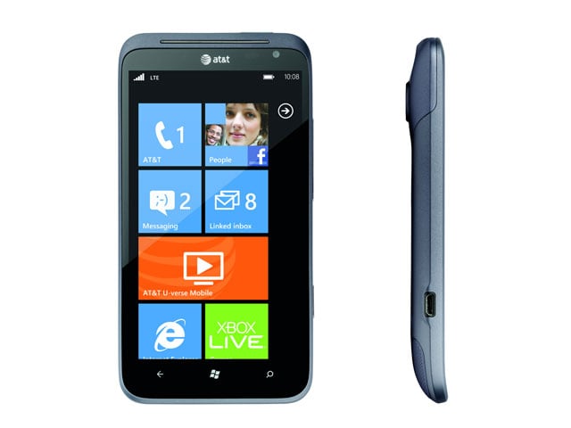 htc-titan-2-press