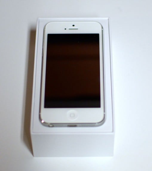 White 32 GB iPhone 5 Unboxing