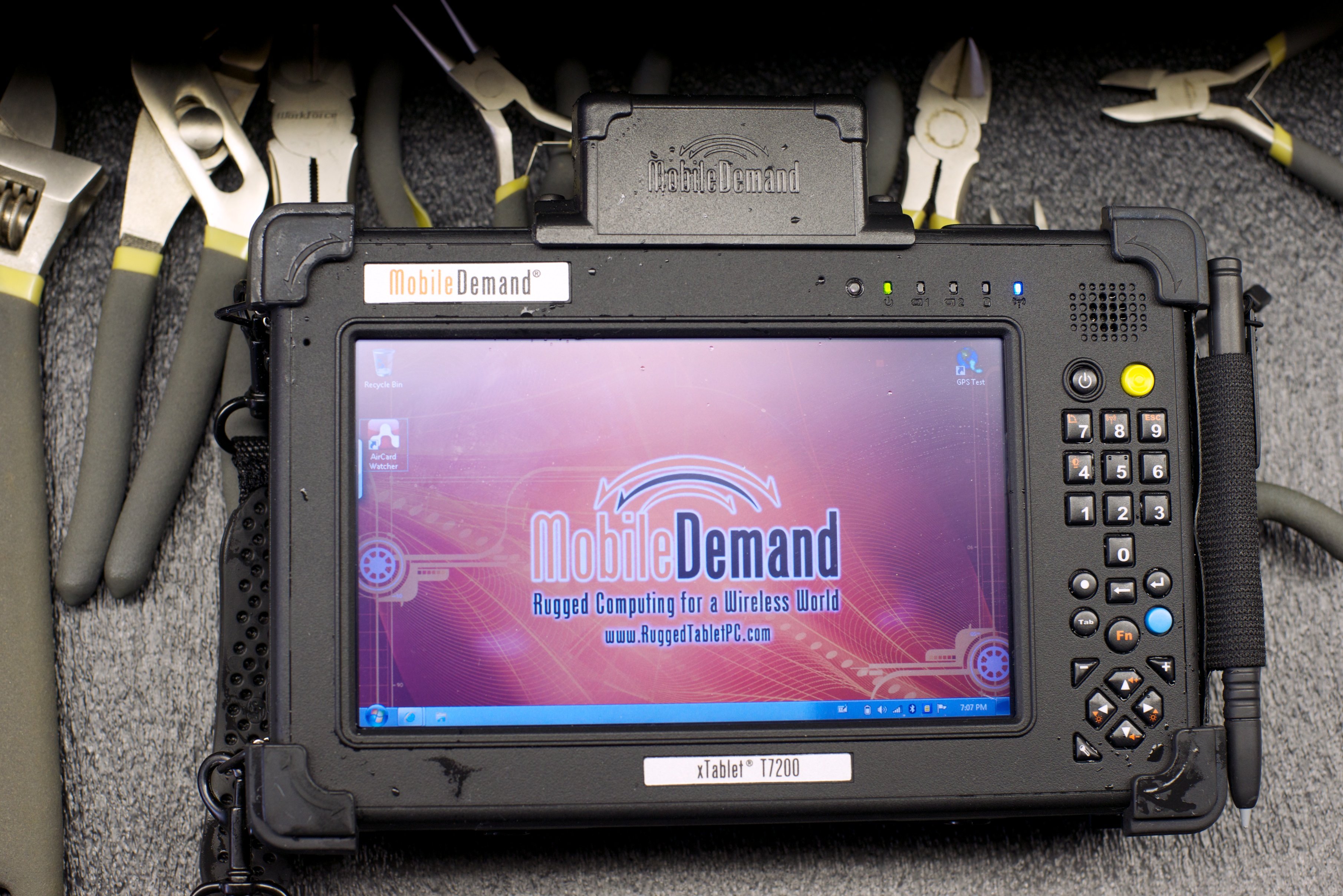 xtablet-t7200-review 1