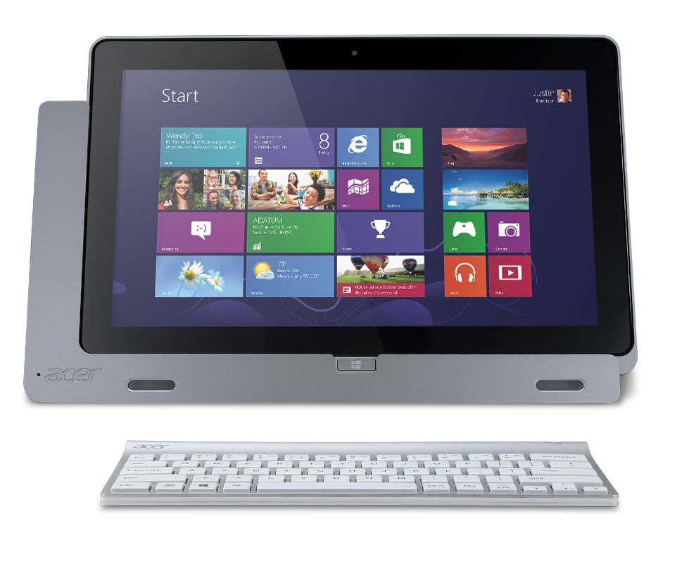 Acer Iconia W700 with keyboard
