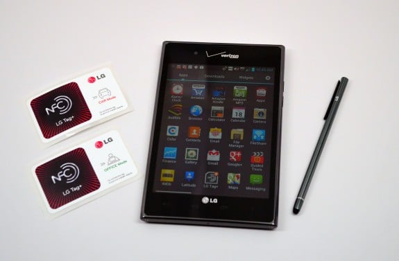 LG Intuition Review - 08