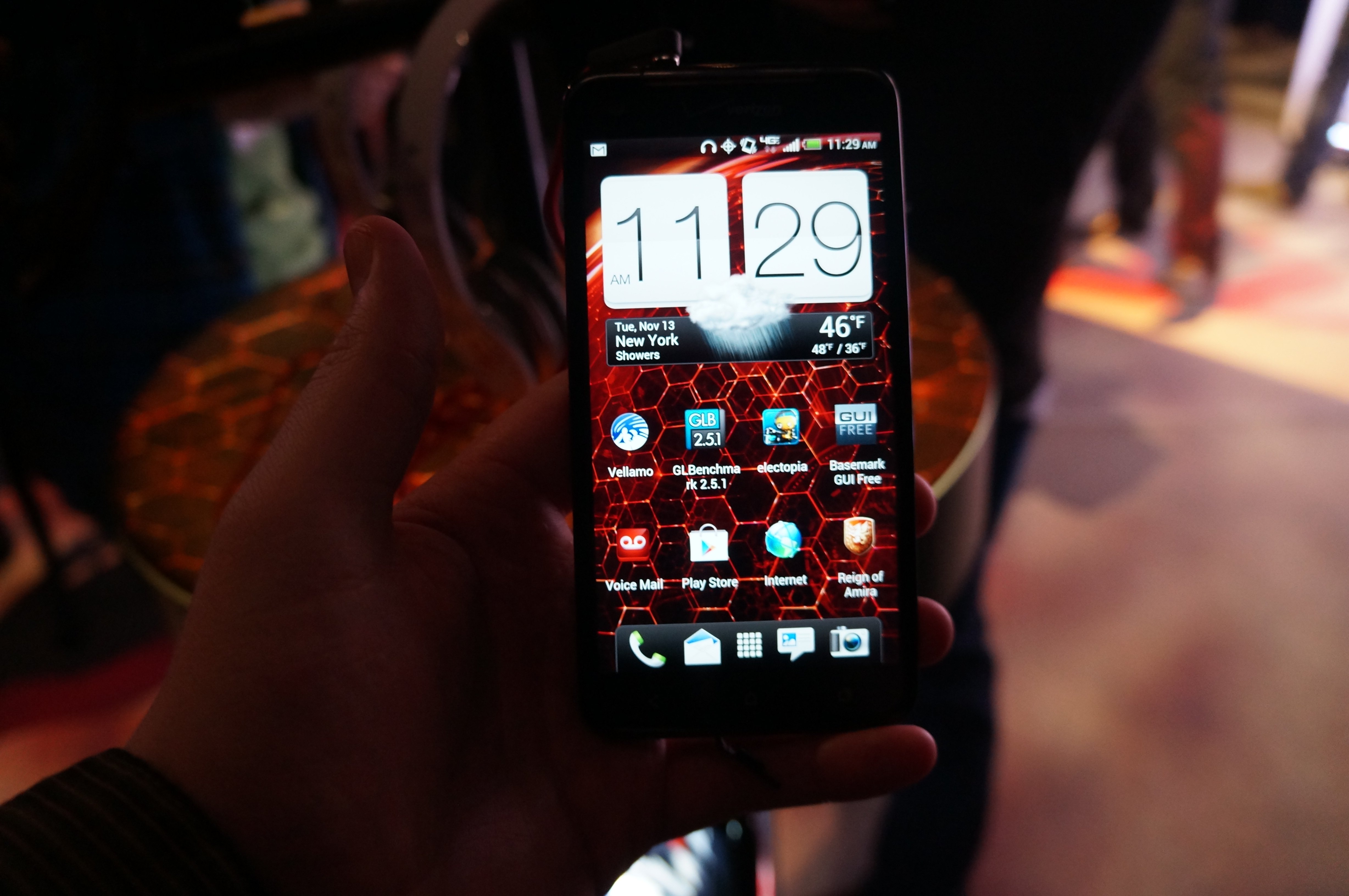 HTC DROID DNA 1