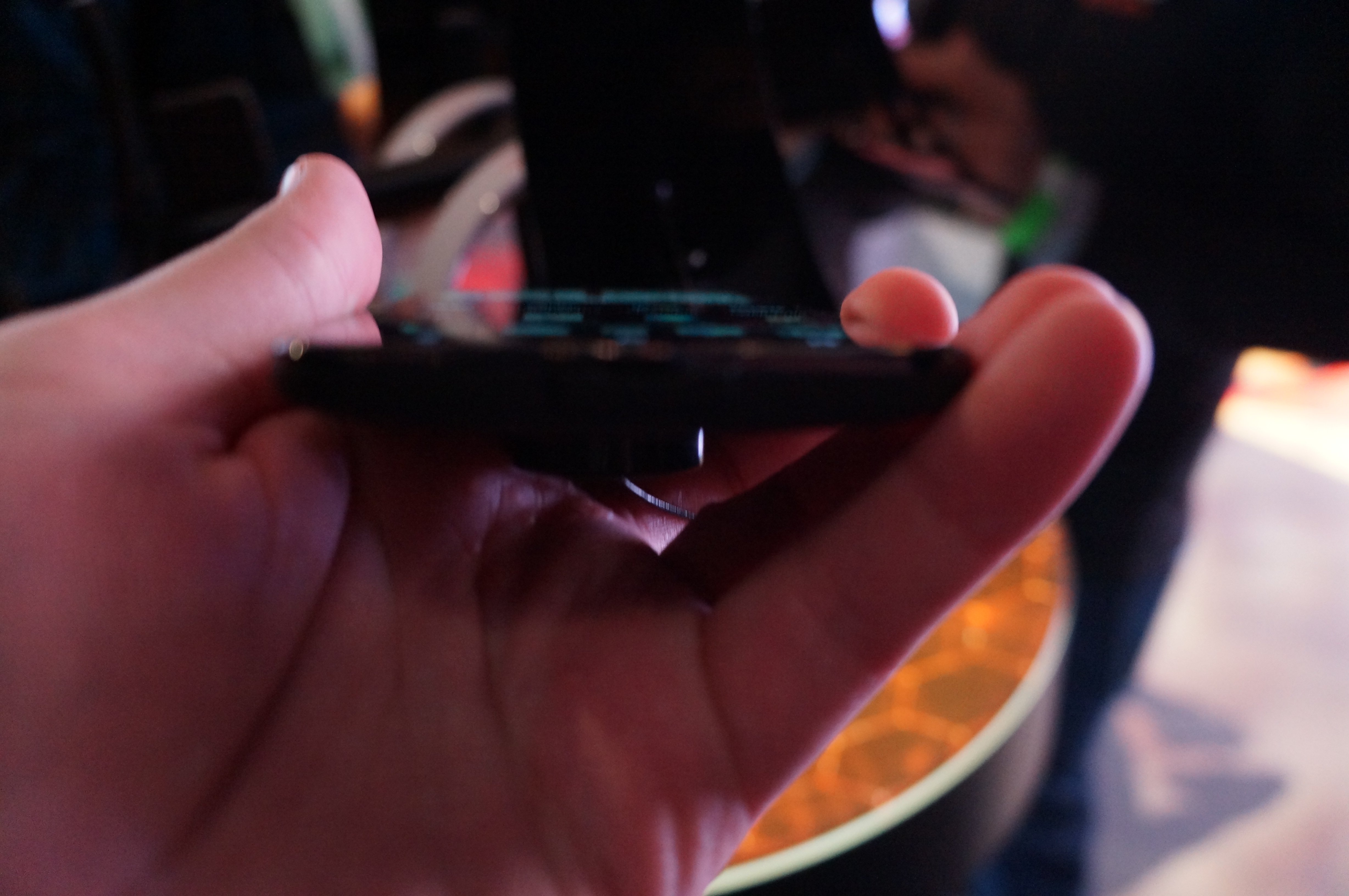 HTC DROID DNA 3
