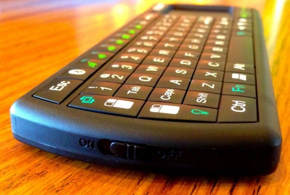 FAVI Bluetooth Tablet Keyboard power switch
