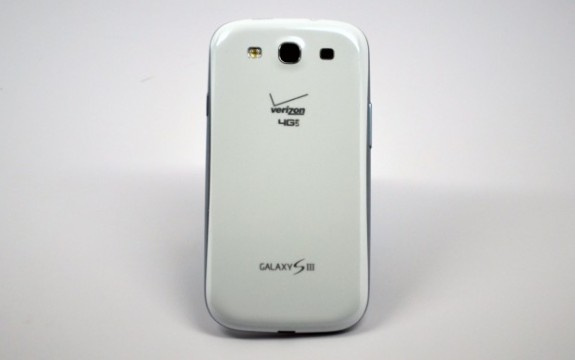 Verizon-Galaxy-S-III-Rear-620x389-575x360
