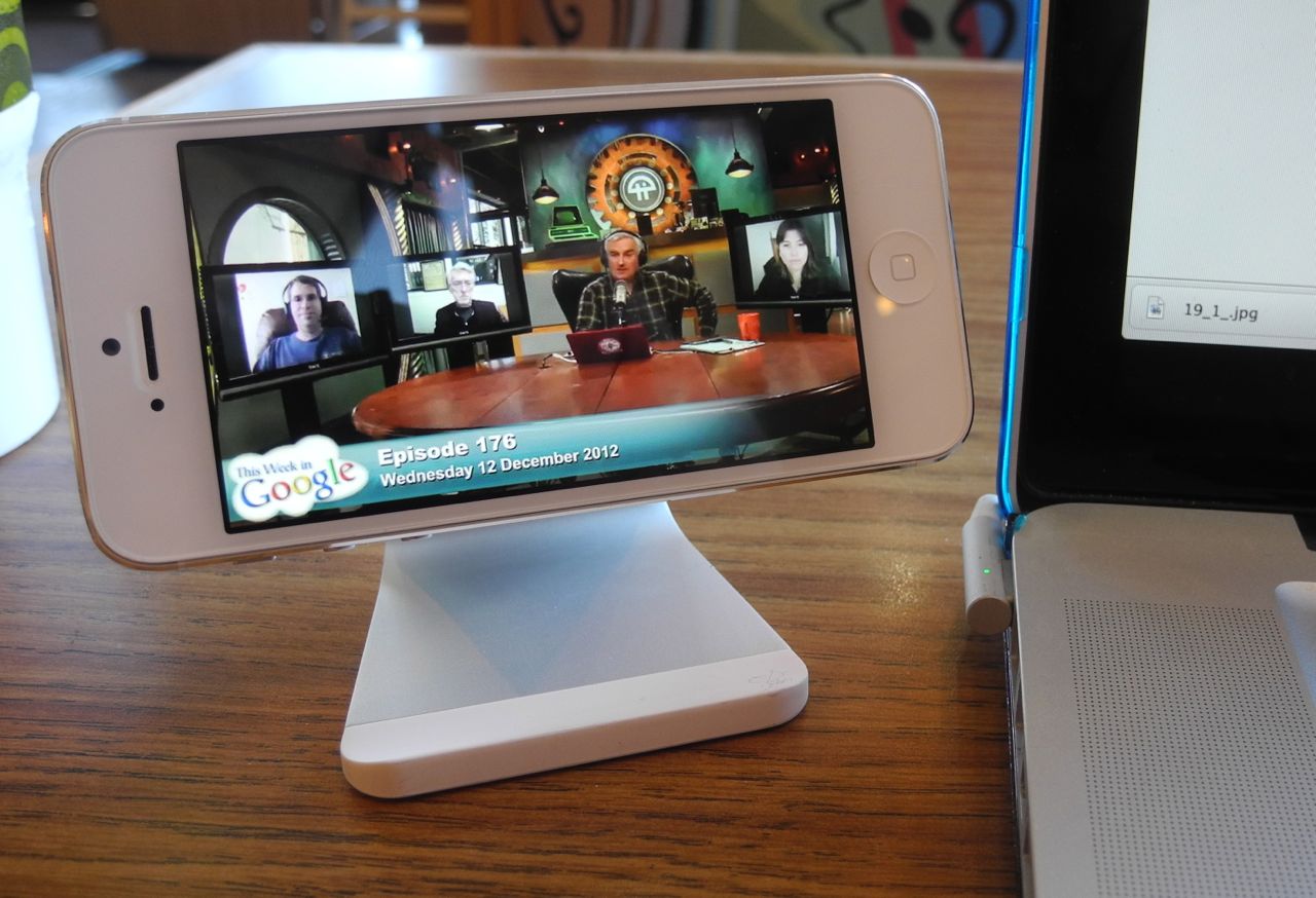 milo smart phone stand