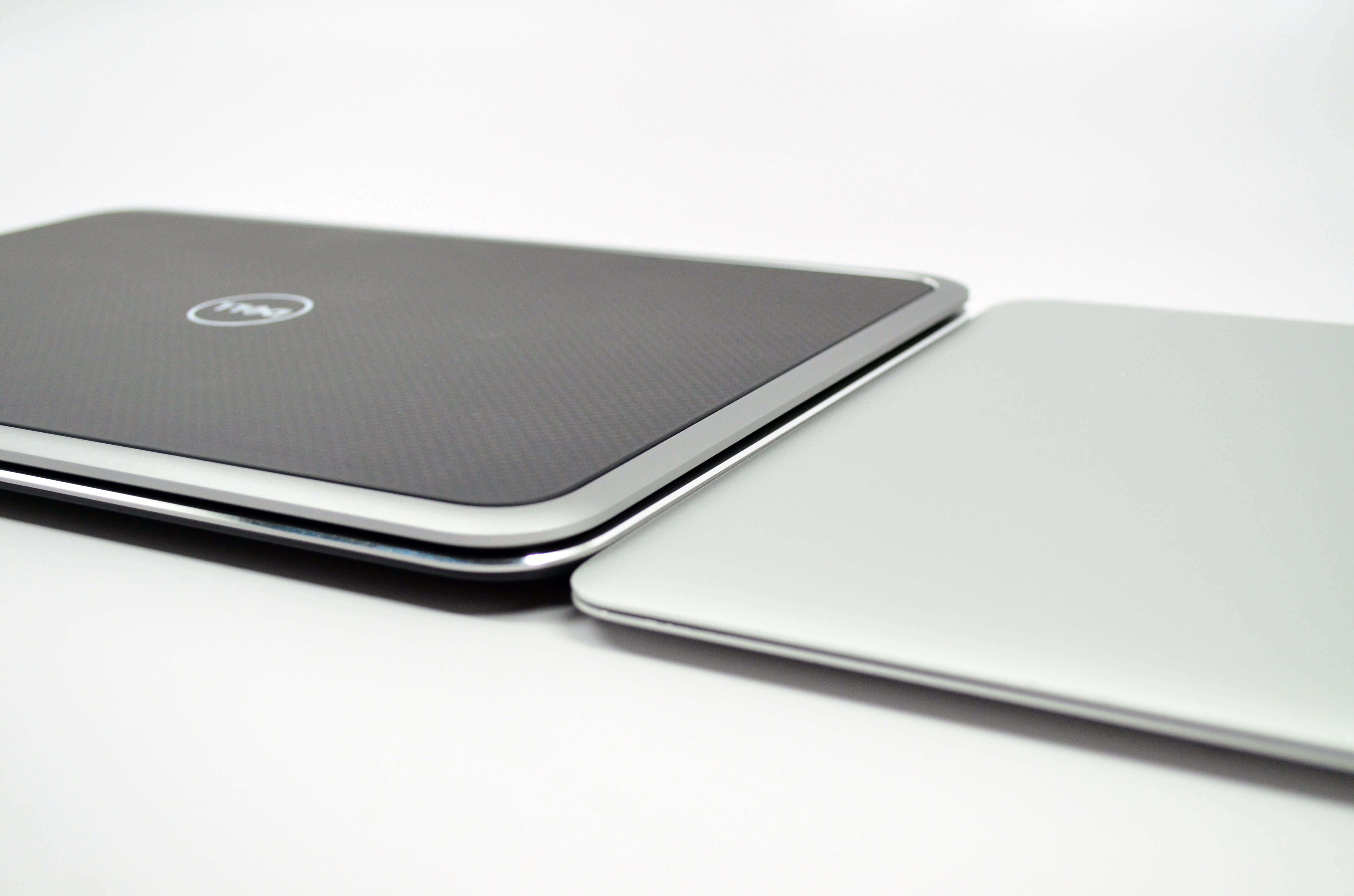 XPS 12 Ultrabook Convertible vs. MacBook Air - 12