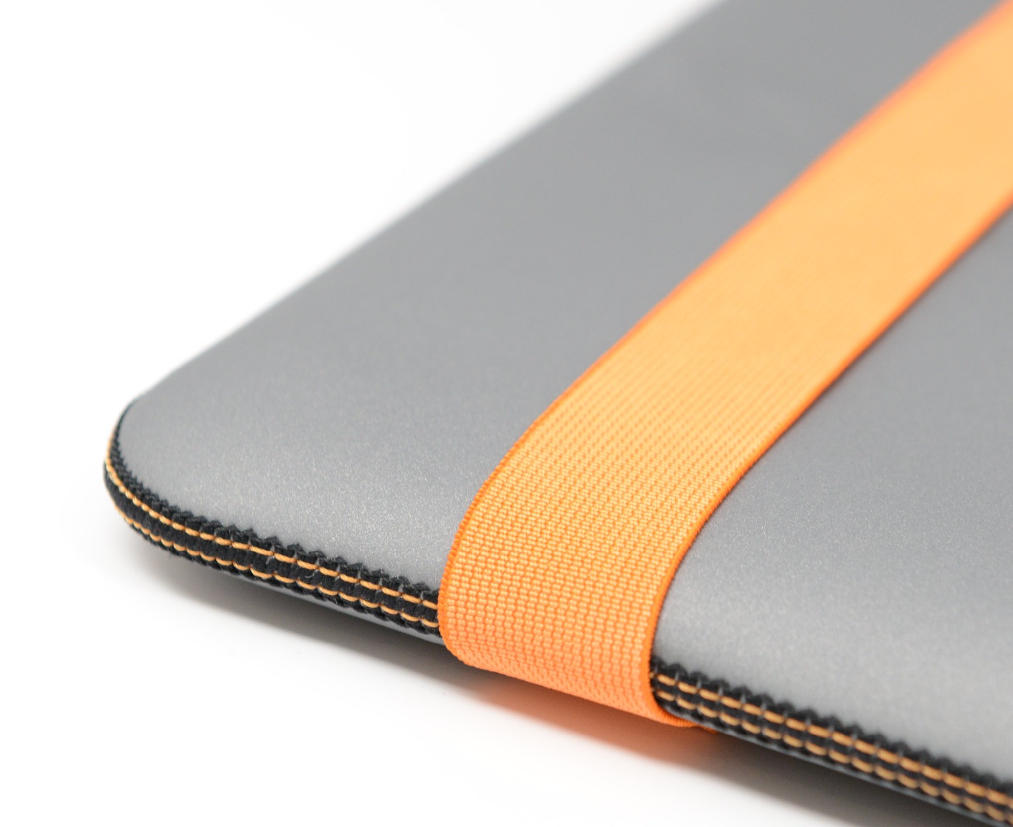 Acme Made Skinny Sleeve MacBook Air Review