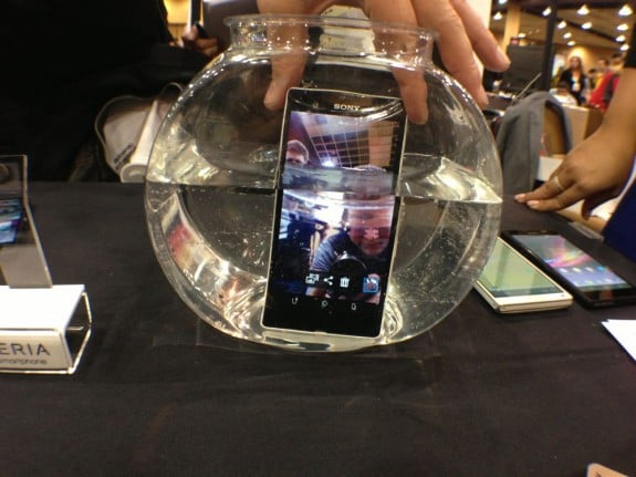 Sony-Xperia-Z-Hands-On-7-575x431
