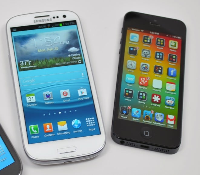 The Galaxy S3 beats the iPhone 5 as the best smartphone of MWC 2013.