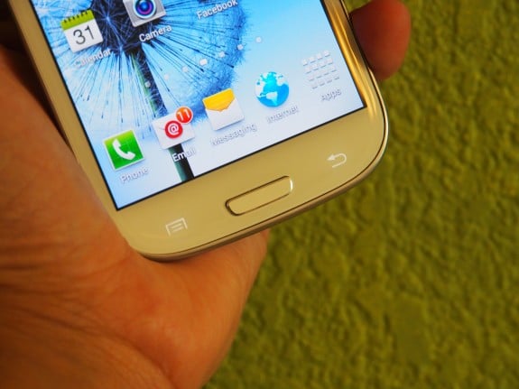 The Samsung Galaxy S4 is going to replace the Galaxy S3.