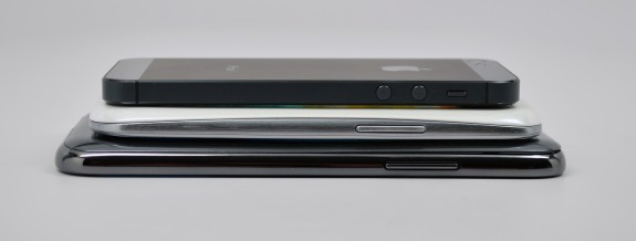 Samsung Galaxy Note 2 vs Galaxy S3 vs iPhone 5 - 7
