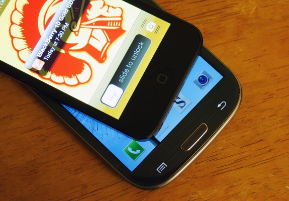 iPhone 5S vs Galaxy S4