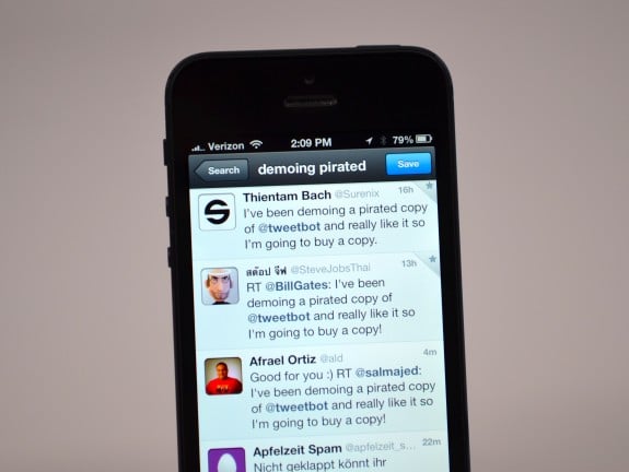 Installous alternatives like AppCake allow piracy on the iPhone, and Tweetbot is trying to shame pirates.