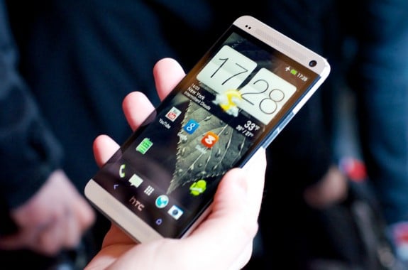     The Verizon HTC One will likely have a familiar design.