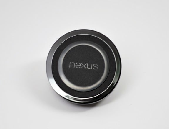 The Nexus 4 features built-in wireless charging. 