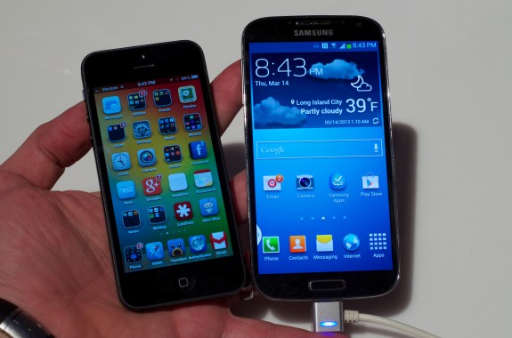 If the iPhone 5S is a minimal upgrade, can it compete with the Samsung Galaxy S4?