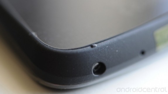 A Nexus 4 redesign has brought subtle new changes.
