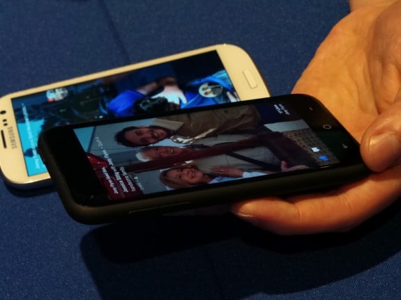 Facebook Home on HTC First compared to Samsung Galaxy S3