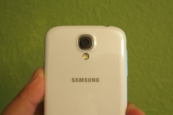 13-megapixel camera is placed too close to the top edge, making it difficult to hold the phone to take a landscape photo, especially given the slim bezels already on the front of the device.