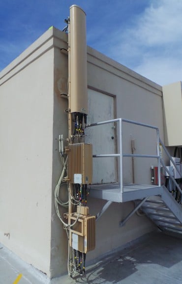 Antenna at the top, attached to the radio heads at the bottom
