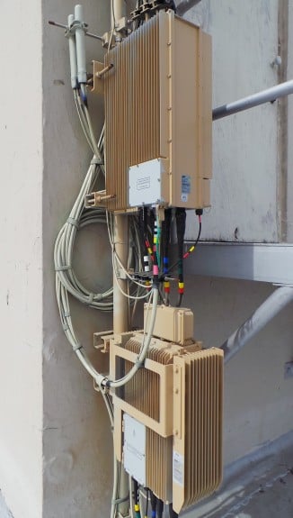 Radio heads tell your device which spectrum to use