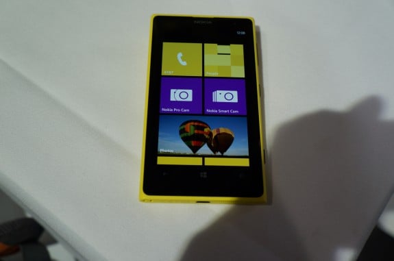 Nokia Lumia 1020 7