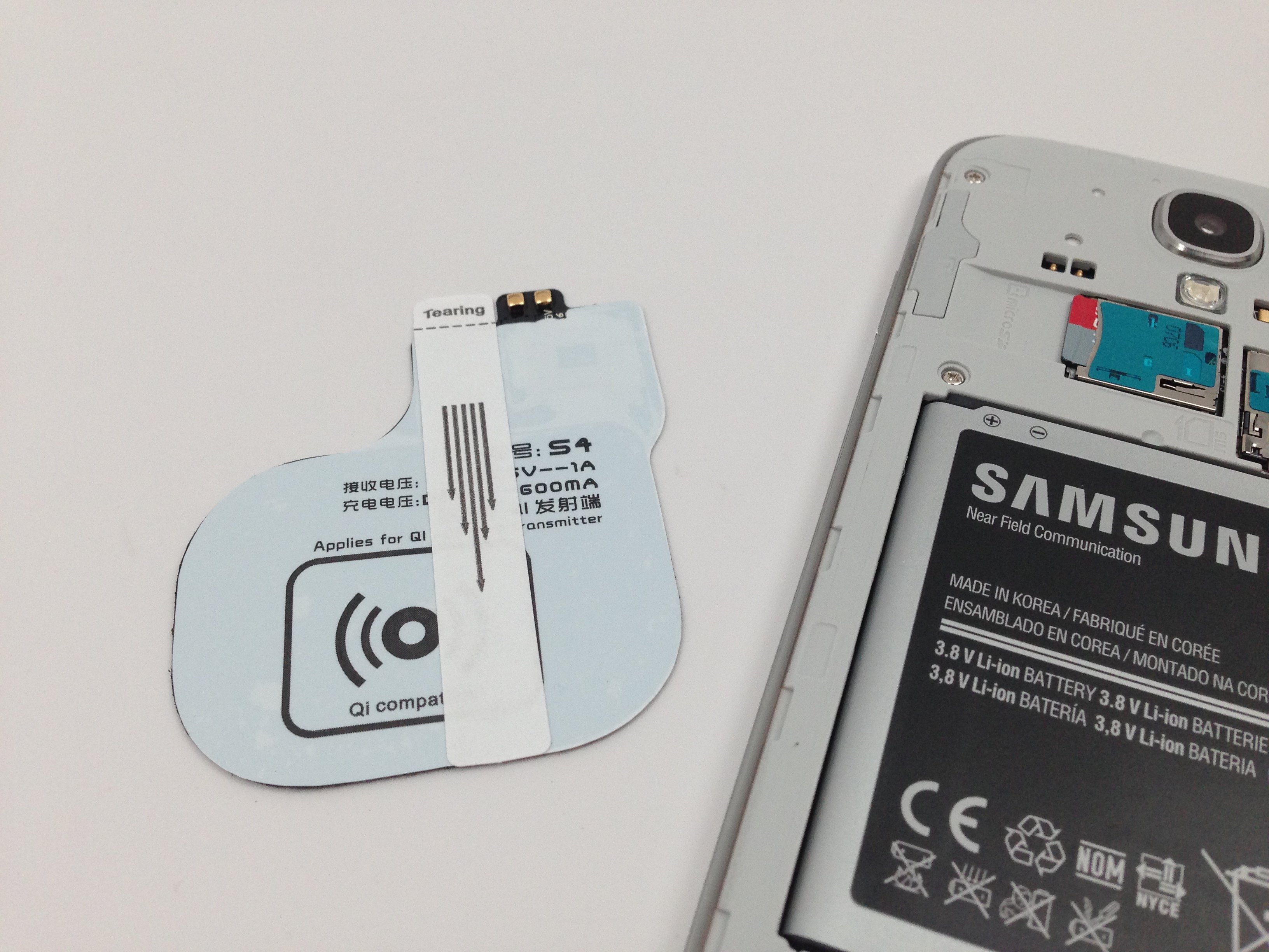 The small, cheap Samsung Galaxy S4 wireless charger.