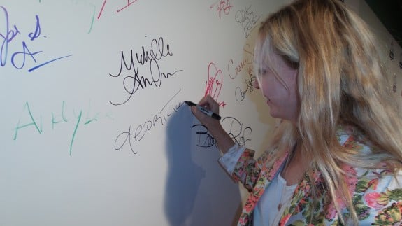 AT&T executive Georgia Taylor taking the pledge.