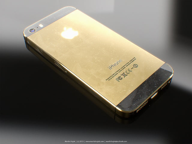 What a finished iPhone 5S in gold could look like.