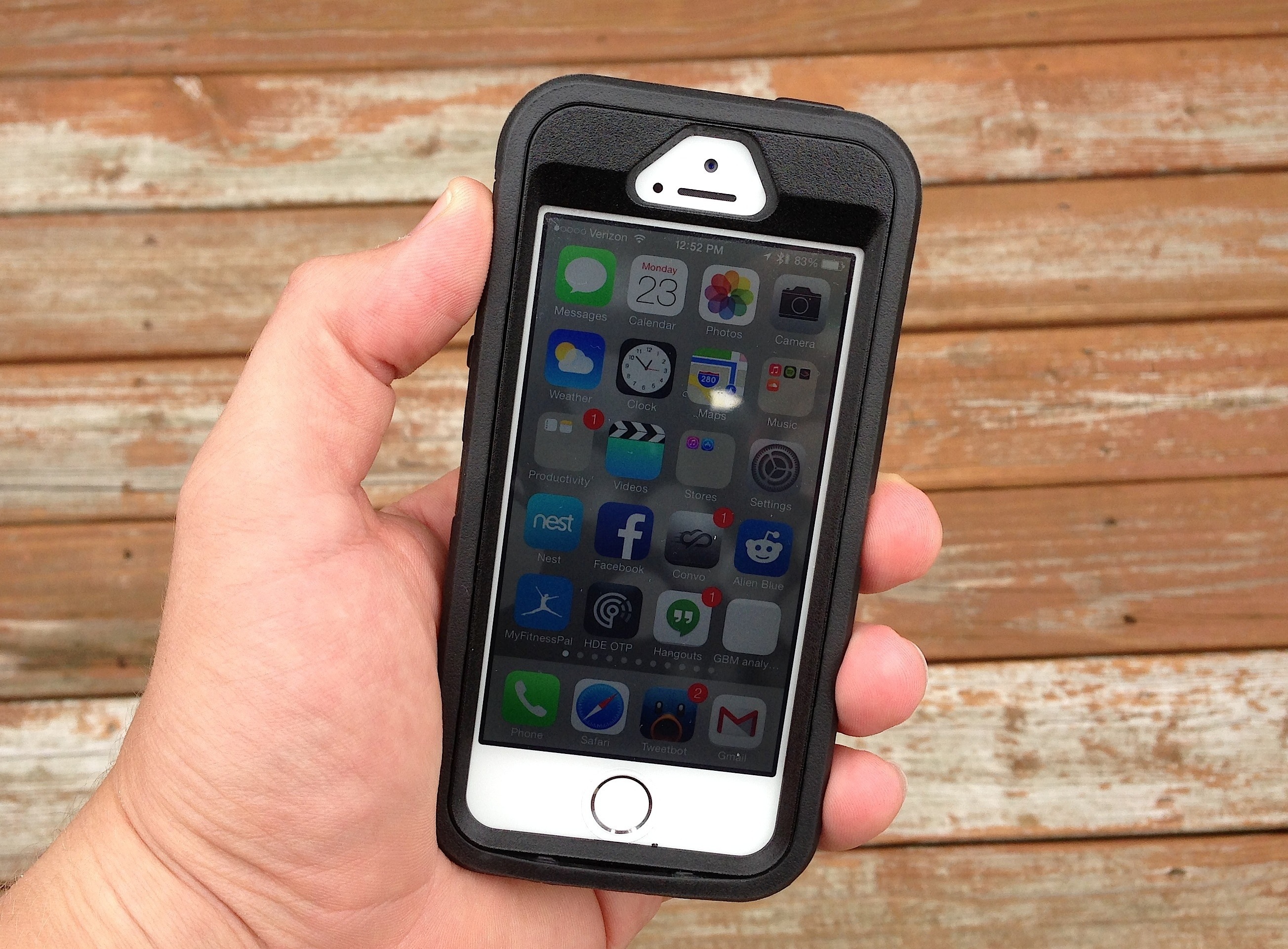 iPhone 5s Review: Defender Series