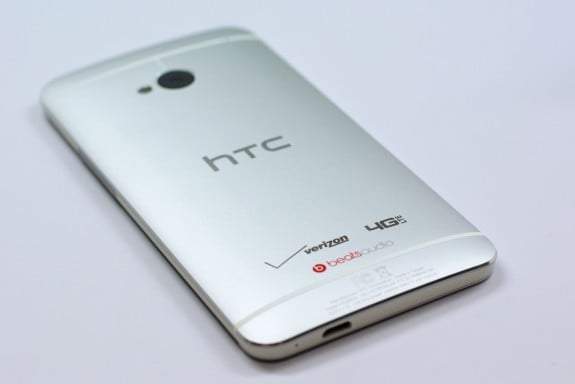 Verizon HTC One Review -  002