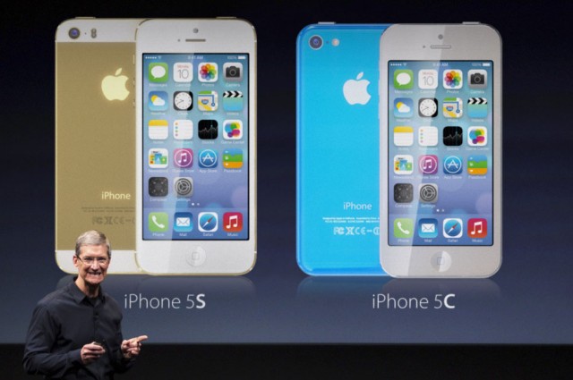 Apple may offer a iPhone 5S event live stream to show Tim Cook announce multiple iPhones. Image via Martin Hajek.