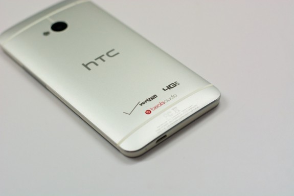 Verizon-HTC-One-Video-003-575x383