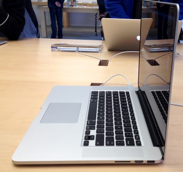 We expect a new MacBook Pro Retina as soon as next week. 